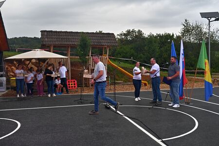 Otvoritev na Goriski vasi (38)